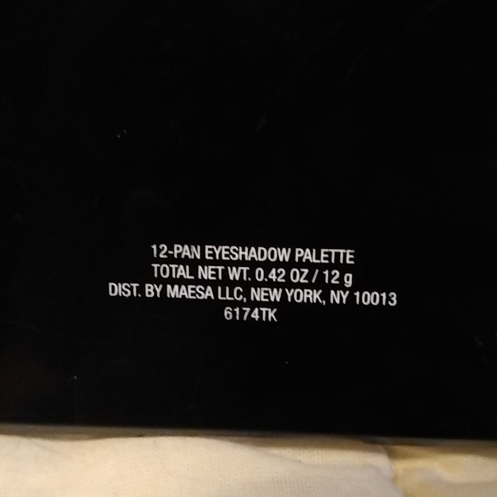 Flowerful by Flower 12 Color Eyeshadow Palette - Picture 4 of 6